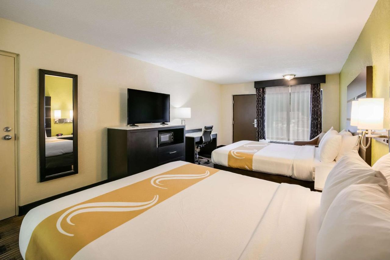 קלייטון Quality Inn & Suites Mt Chalet מראה חיצוני תמונה